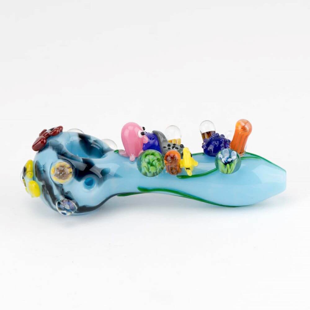 Empire Glassworks Great Barrier Reef Hand Pipe 03